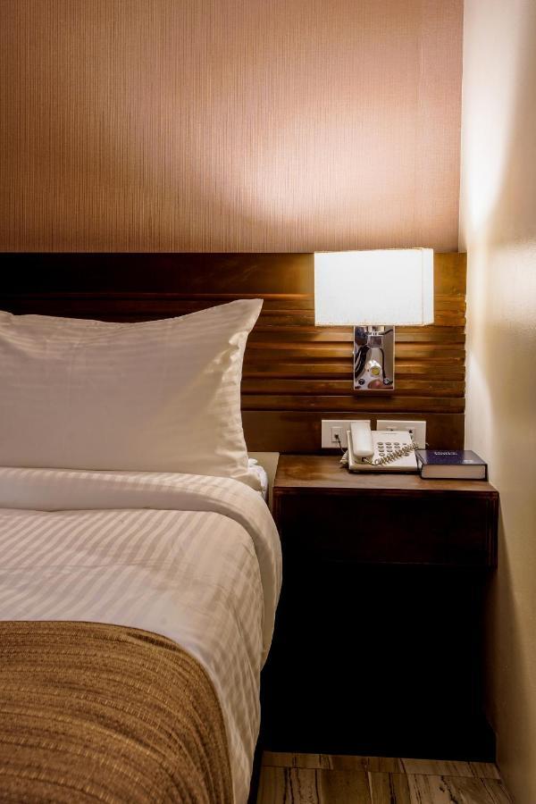 Hotel Areca Legazpi Eksteriør bilde